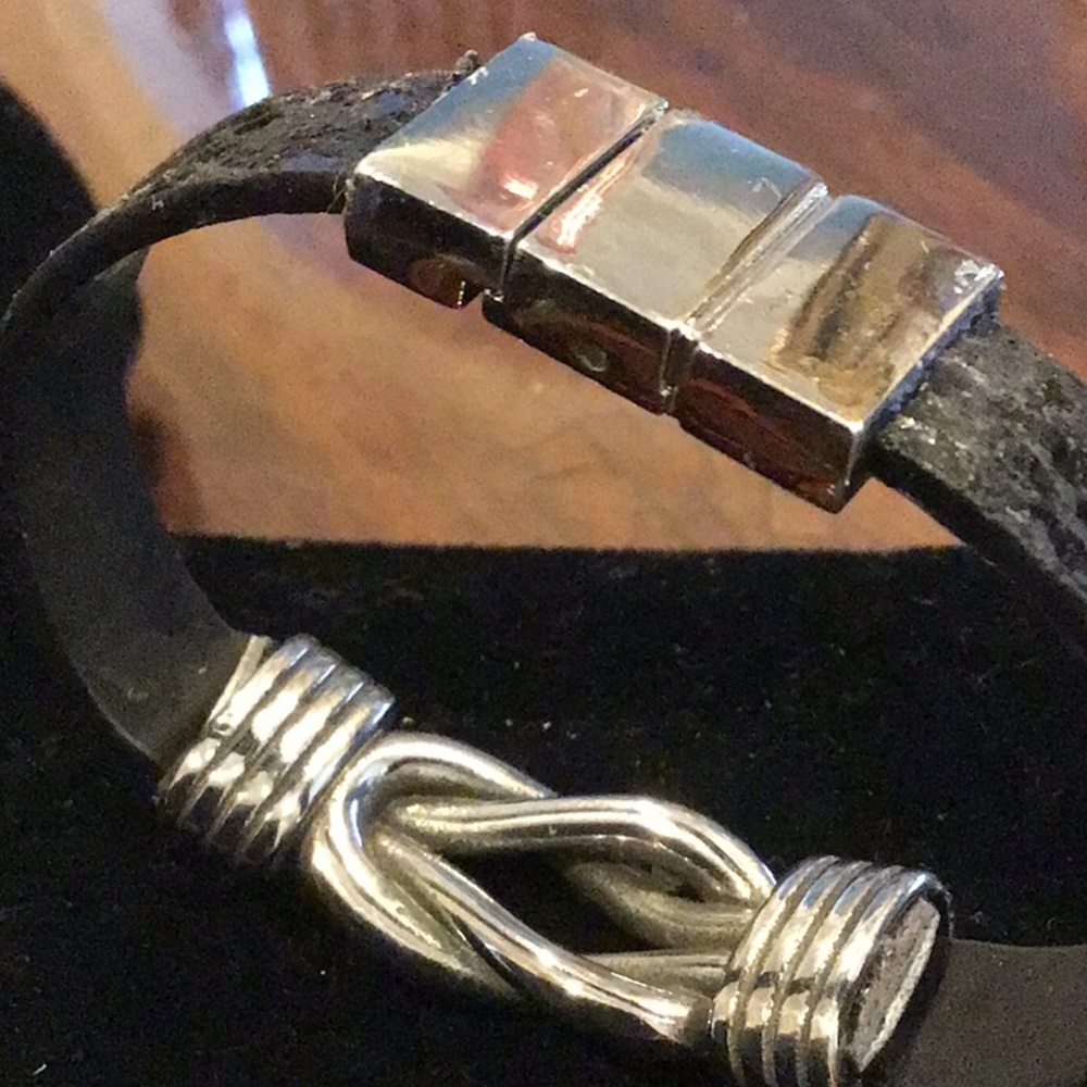 Bracelet - Picture 3 of 3
